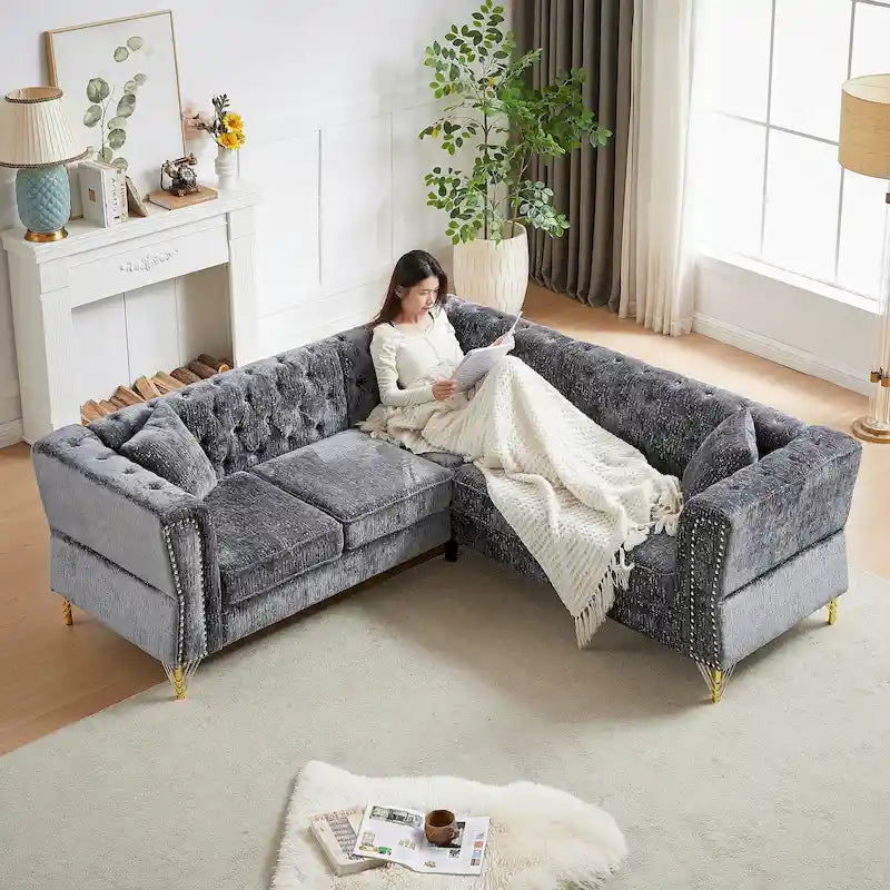 81.5 Ecksofa in L-Form aus Chenille mit gesteppter Rückenlehne