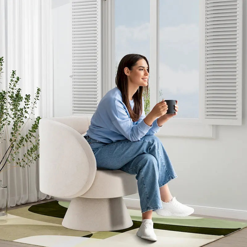 Moderne drehbare Kuschelsessel in Fassform mit 360-Grad-Drehfunktion