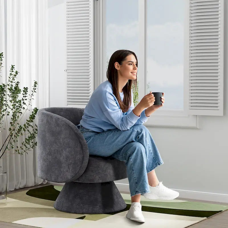 Moderne drehbare Kuschelsessel in Fassform mit 360-Grad-Drehfunktion