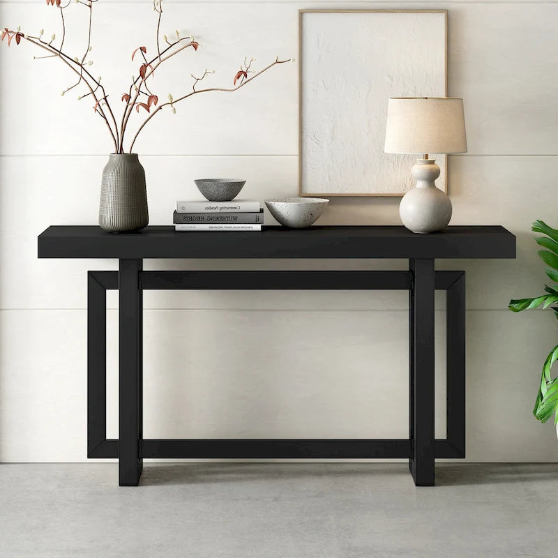 Konsolentisch mit industriell inspiriertem Beton-Holz-Design