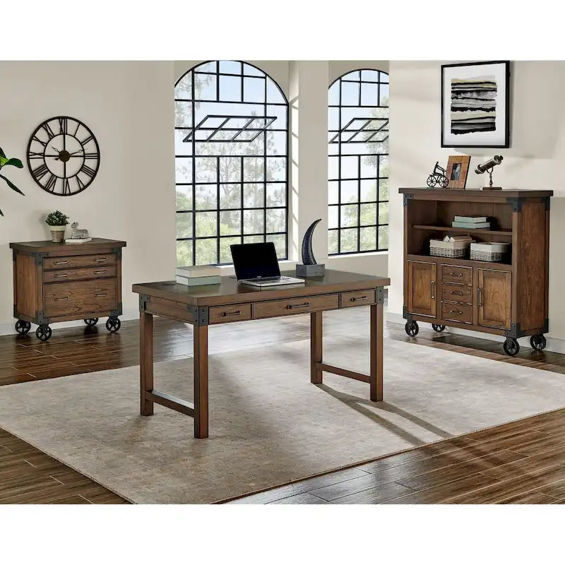 Schreibtisch im Landhausstil, Schreib- und Bürotisch, braun